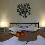 Niriides Aparthotel 3*