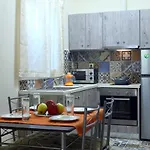 Niriides Aparthotel 3*