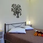Niriides Lefkada City