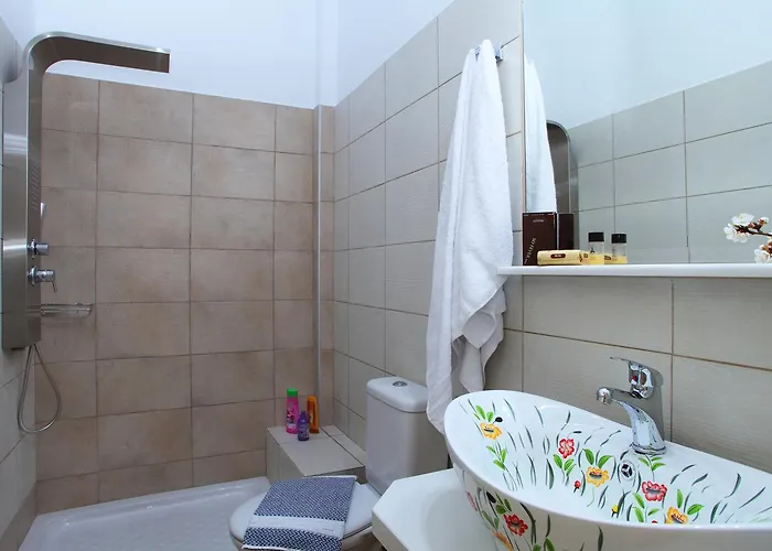 شقة فندقية Niriides 3*