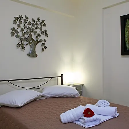 Apart Otel Niriides