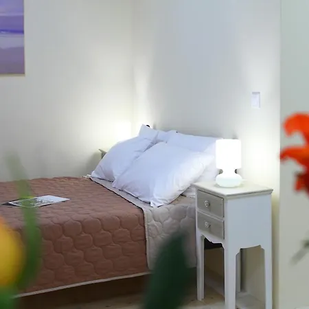 Niriides 3* Lefkada City