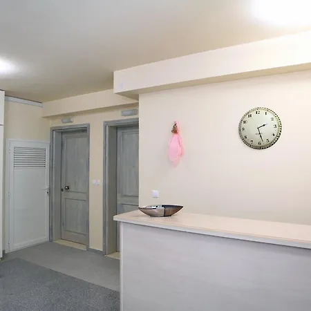 Niriides Aparthotel Lefkada City