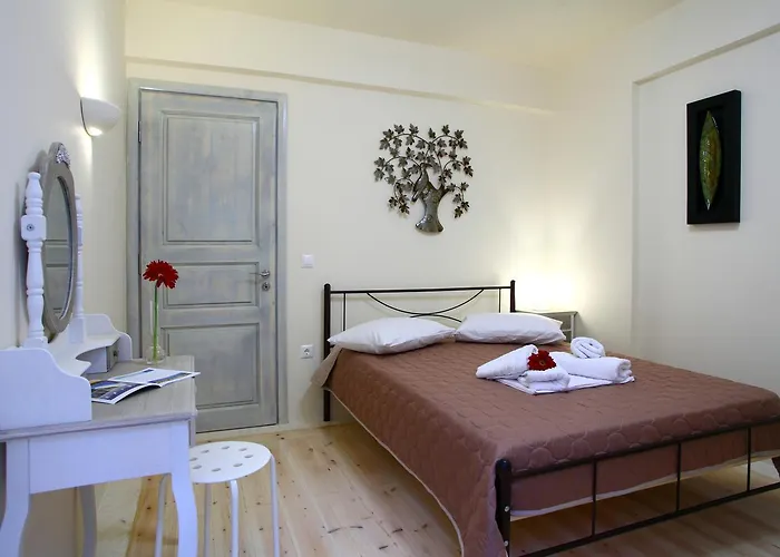 Aparthotel Niriides