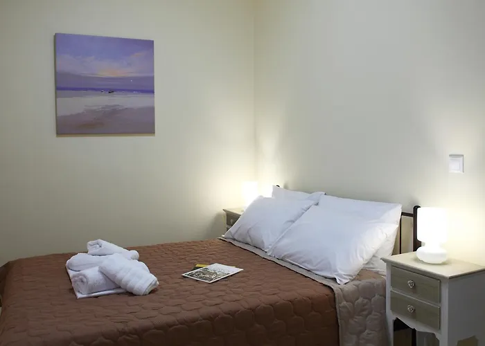 Aparthotel Niriides 3*