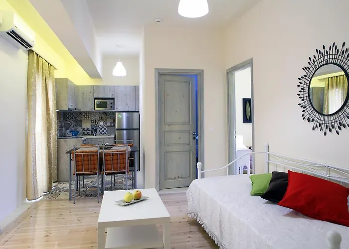 Aparthotel Niriides