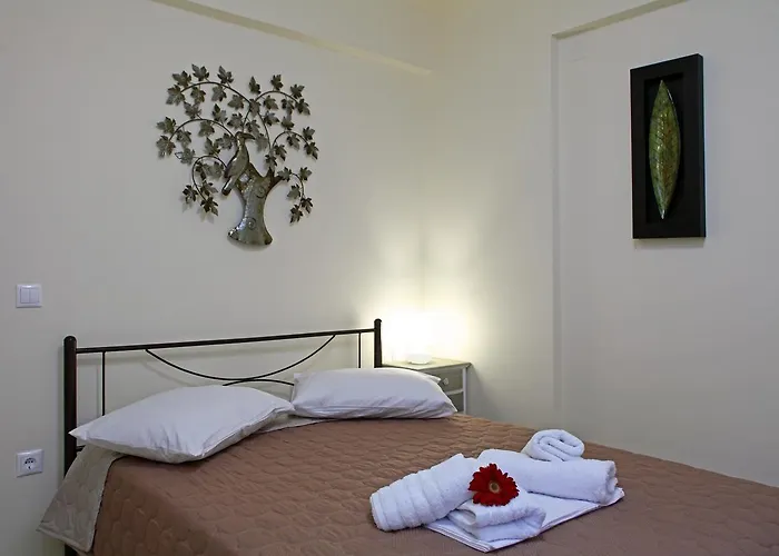Aparthotel Niriides